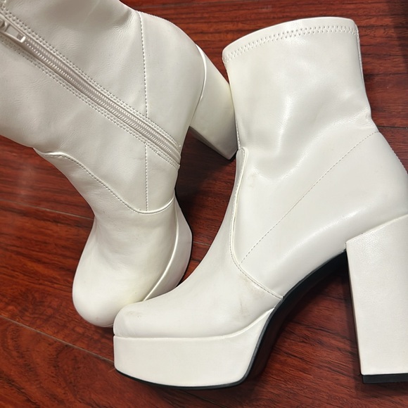 Madden girl platform bootie - Picture 8 of 9